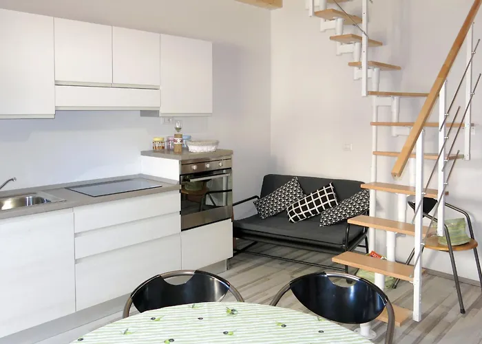 Intensivo-elegante By Interhome